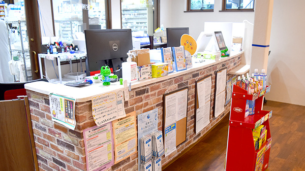 徳永薬局　国領店の受付/カウンター
