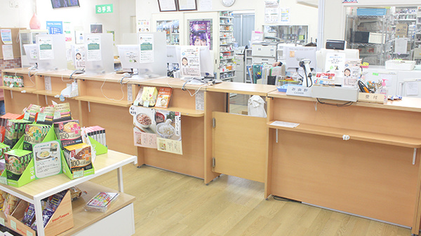 薬樹薬局　元町の受付/カウンター