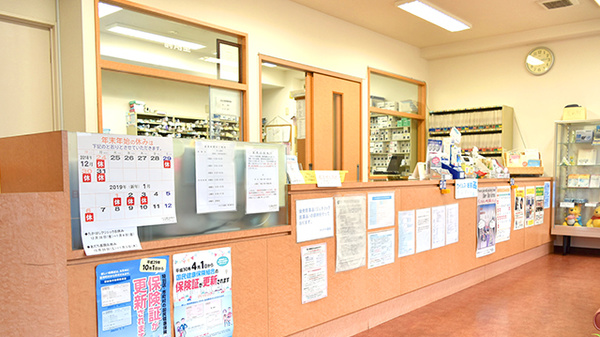 ヤマグチ薬局　東久留米店の受付/カウンター