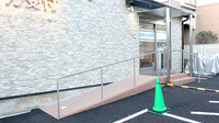 薬局Ｔ・Ｉファーマシー田無店の入口