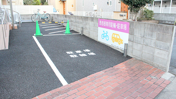 薬局Ｔ・Ｉファーマシー田無店の駐車場