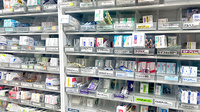 ひかり薬局東寺尾店の薬棚