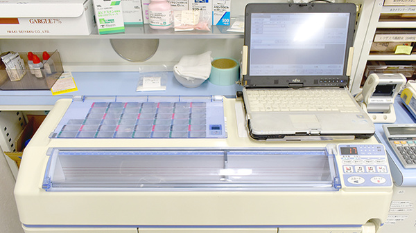 みらい薬局横浜店の調剤器具