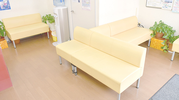 薬樹薬局　和田町の待合スペース