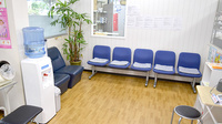 なぎさ薬局の待合スペース