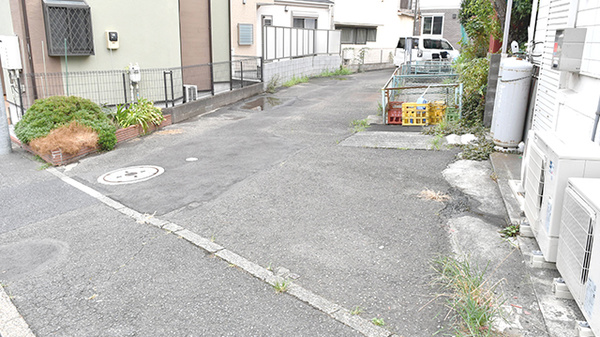 薬局ホームケアファーマシー新横浜店の駐車場