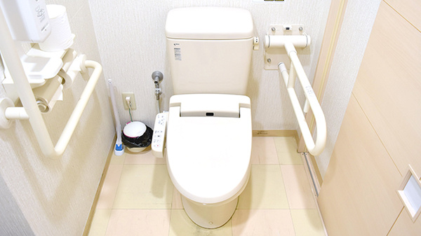 新成堂薬局　原宿店のお手洗い