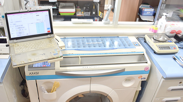 葉山ひかり薬局二号店の調剤器具