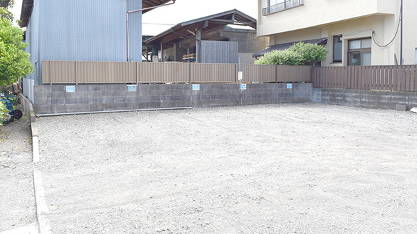 たるもと薬局大磯支店の駐車場