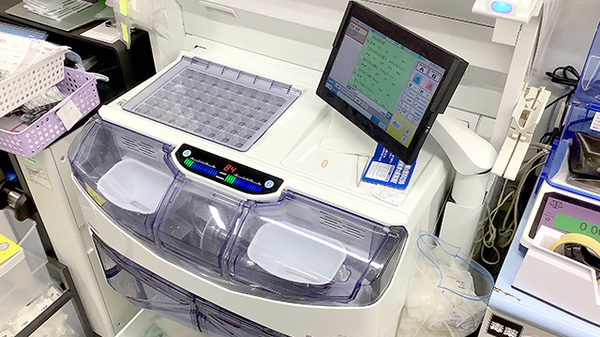 薬樹薬局 久里浜の調剤器具
