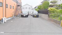 新成堂薬局　平塚南原店の駐車場