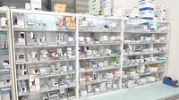 ヤマグチ薬局　南橋本店の薬棚