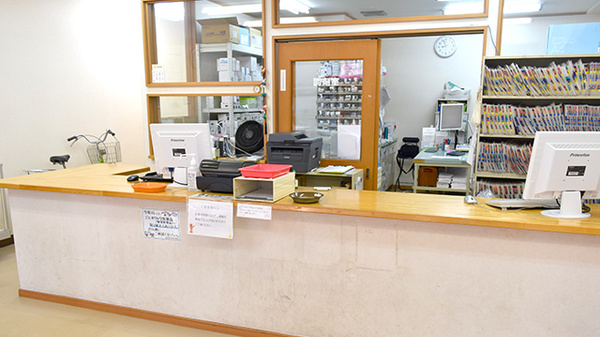 ヤマグチ薬局　渕野辺店の受付/カウンター