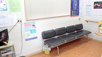 ヤマグチ薬局　下溝店の待合スペース