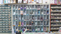 ヤマグチ薬局　下溝店の薬棚