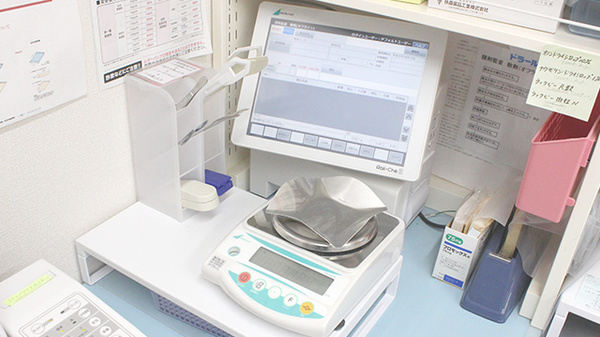 株式会社あさひ薬局　厚木店の調剤器具