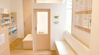 薬樹薬局　光が丘の感染予防待合スペース