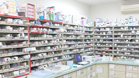 ヤマグチ薬局　港南台店の薬棚