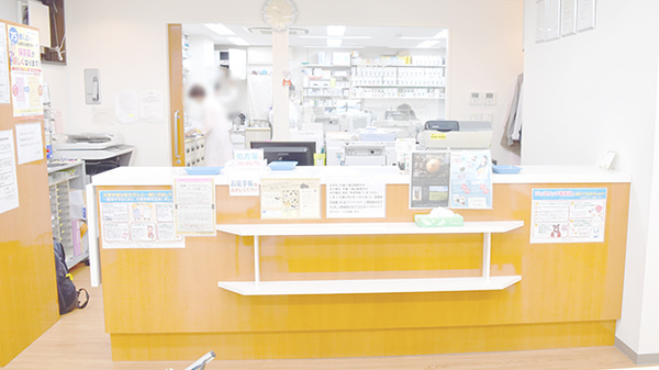ひとみ薬局の受付/カウンター