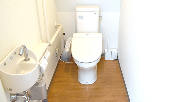 ひとみ薬局のお手洗い
