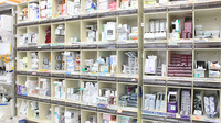 阪神調剤薬局　都筑店の薬棚