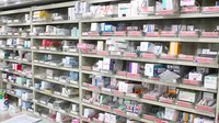 つばさ薬局鋼管通店の薬棚