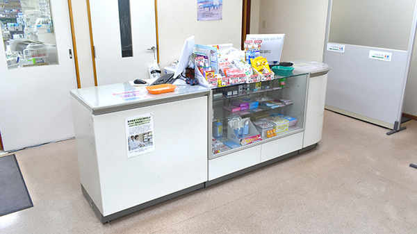 伊勢町薬局の受付/カウンター