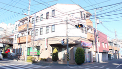 ヤマグチ薬局　梶ヶ谷店の外観