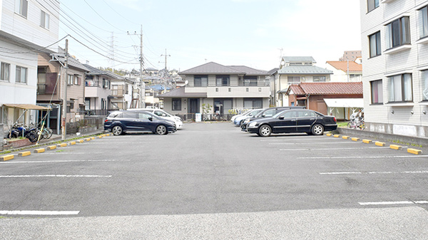 薬樹薬局　川崎のがわの駐車場