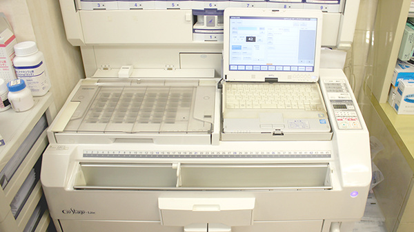 アガペ鷺沼薬局の調剤器具