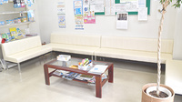千代ヶ丘調剤薬局の待合スペース