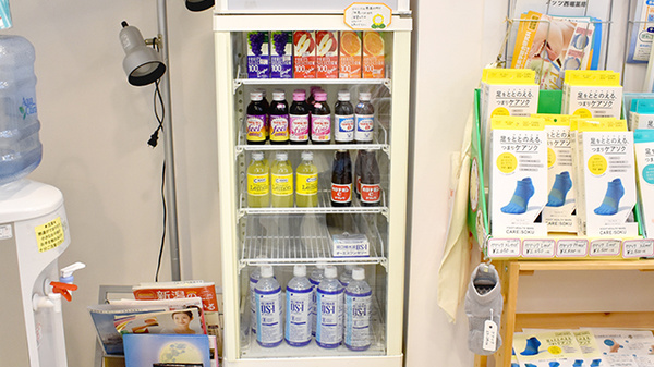 メッツ西堀薬局の飲食物