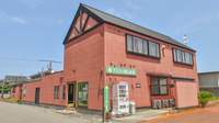 ケンユウ青山薬局の外観