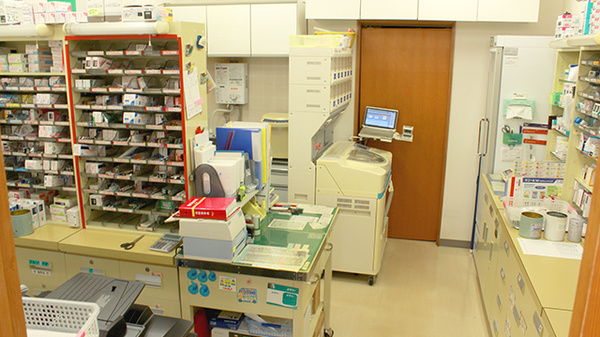あおい調剤薬局の調剤室
