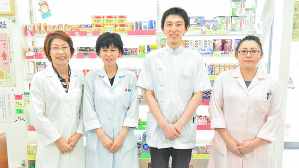 自然堂つるや薬局春日山店の薬剤師/スタッフ
