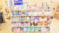 自然堂つるや薬局春日山店の雑貨品