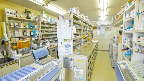 エムケイ薬局　とおかまち店の調剤室