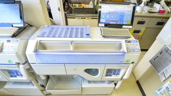 エムケイ薬局　とおかまち店の調剤器具