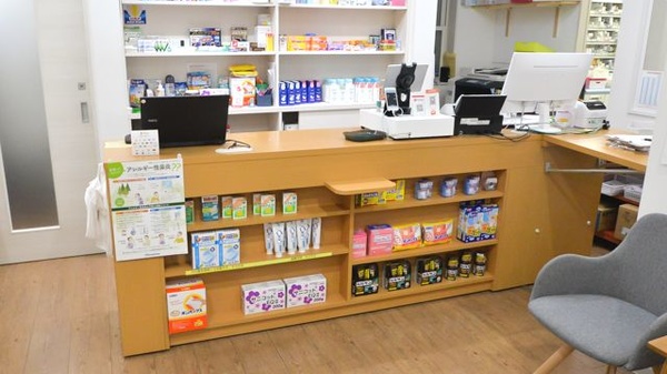 てらまち調剤薬局の受付/カウンター