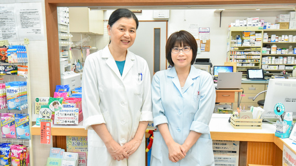 自然堂つるや薬局新井店の薬剤師/スタッフ