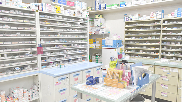 西尾薬局富崎店の調剤室