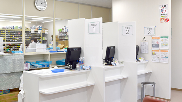 たんぽぽ薬局　伏木店の受付/カウンター