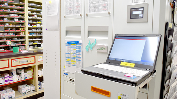 たんぽぽ薬局　伏木店の調剤器具