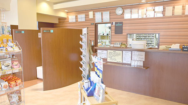 大徳はなの木薬局の受付/カウンター