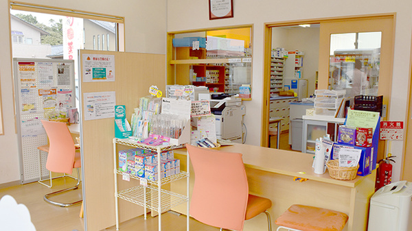 てまり南部薬局の受付/カウンター