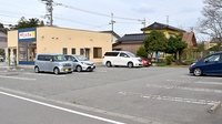 てまり南部薬局の駐車場