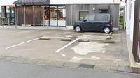 てまり山代薬局の駐車場