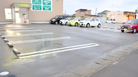 加賀　たんぽぽ薬局の駐車場
