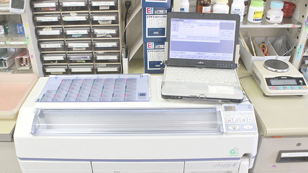 アルプス薬局の調剤器具