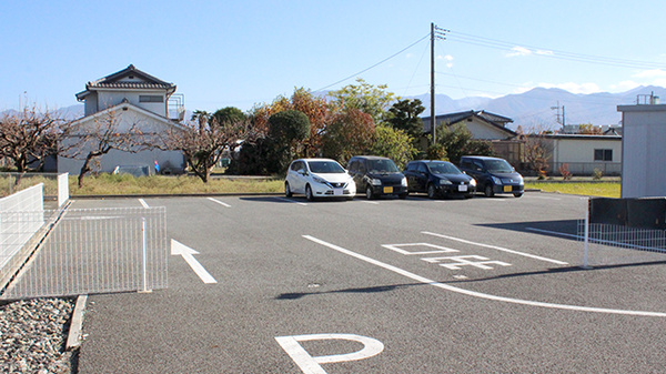 みさき薬局小瀬の駐車場